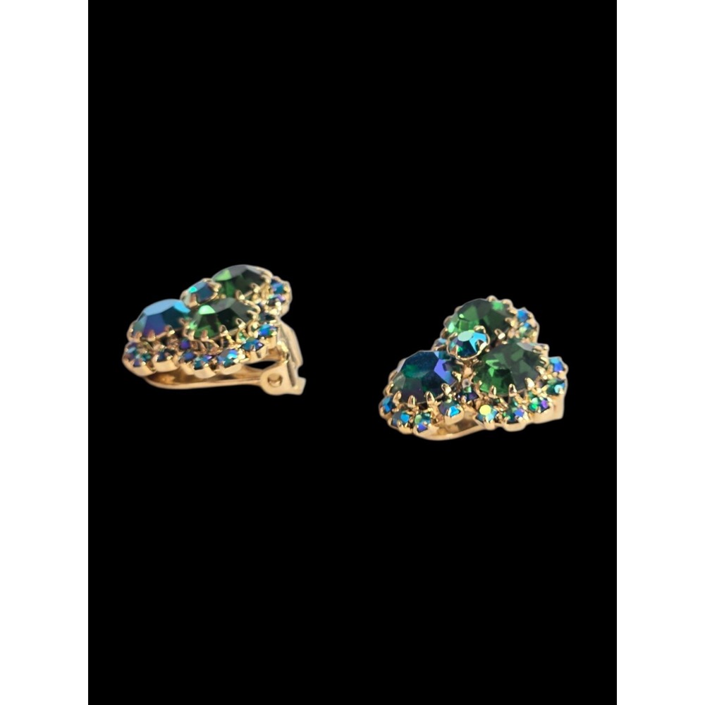 Vintage Kramer Emerald Green Blue AB Rinestone Gold Tone Cluster‎ Clip Earrings - Picture 10 of 11
